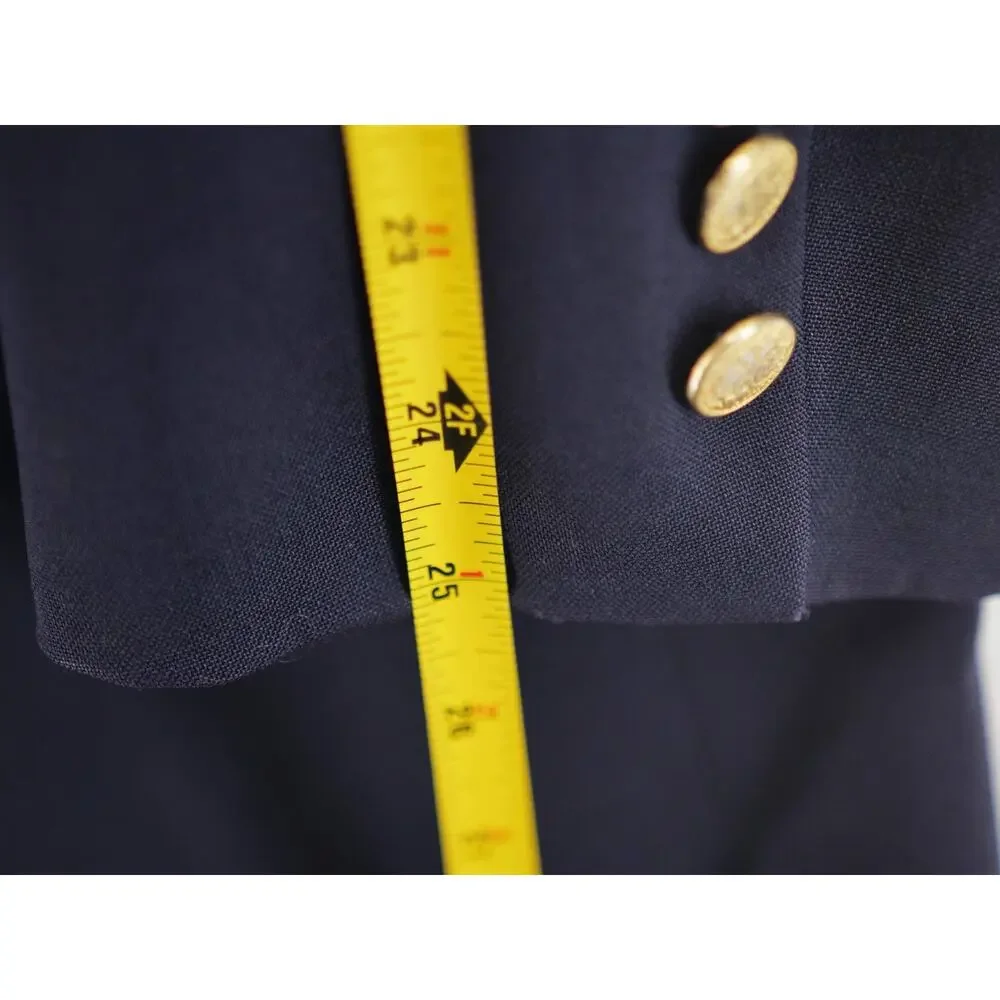 Bill Blass Navy Blazer 42R Wool Gold Crest Buttons Vintage